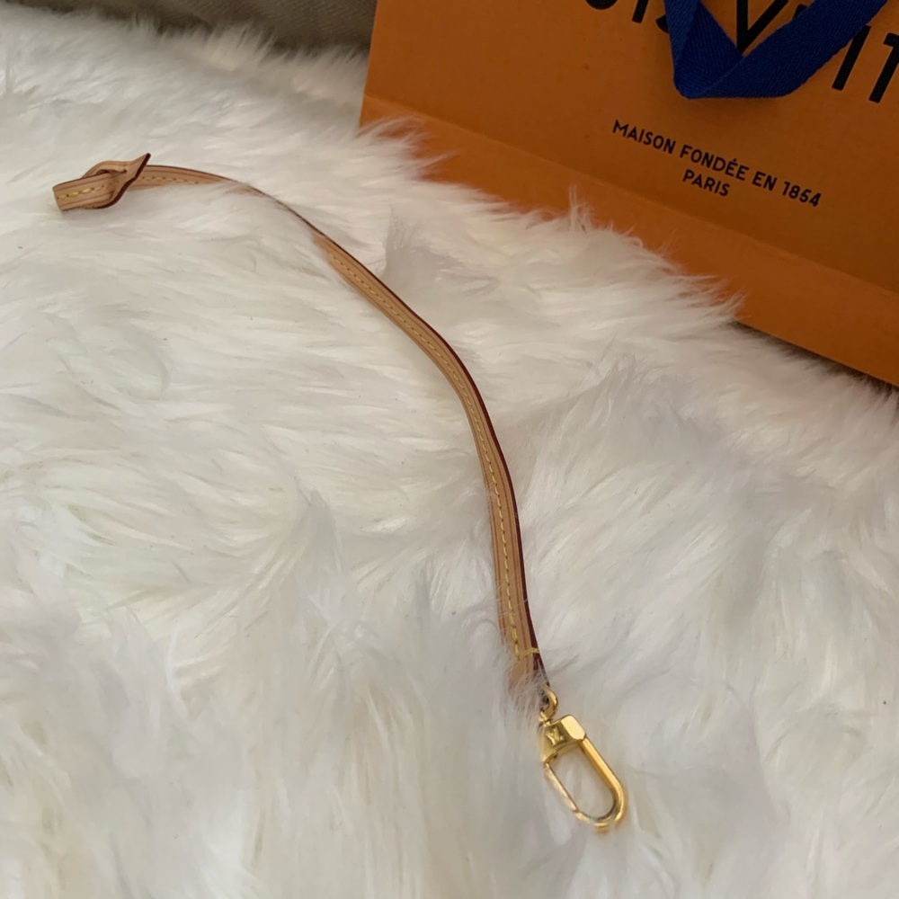 Authentic Louis Vuitton Strap Vachetta Leather